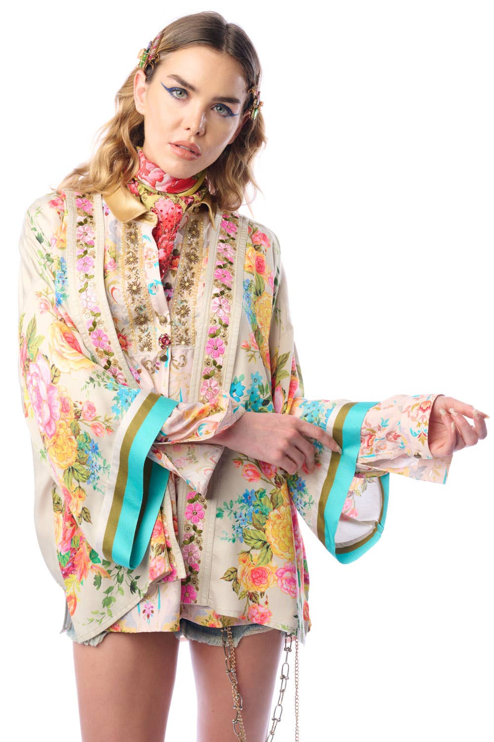 Aratta - Earth Angels Short Kimono | Printed Kimono | Sequin Trim