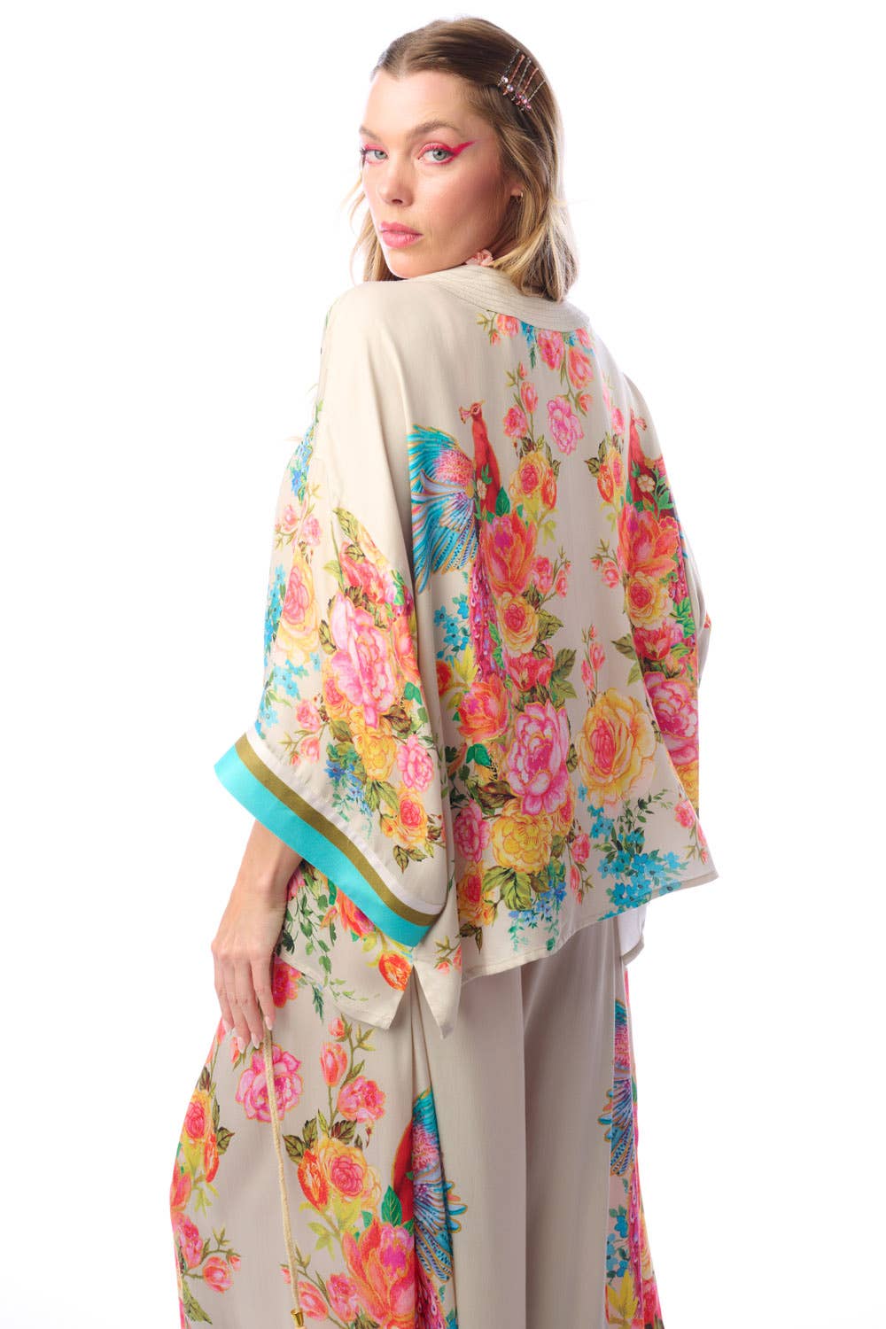 Aratta - Earth Angels Short Kimono | Printed Kimono | Sequin Trim