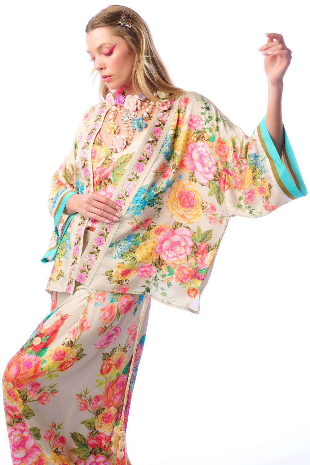 Aratta - Earth Angels Short Kimono | Printed Kimono | Sequin Trim