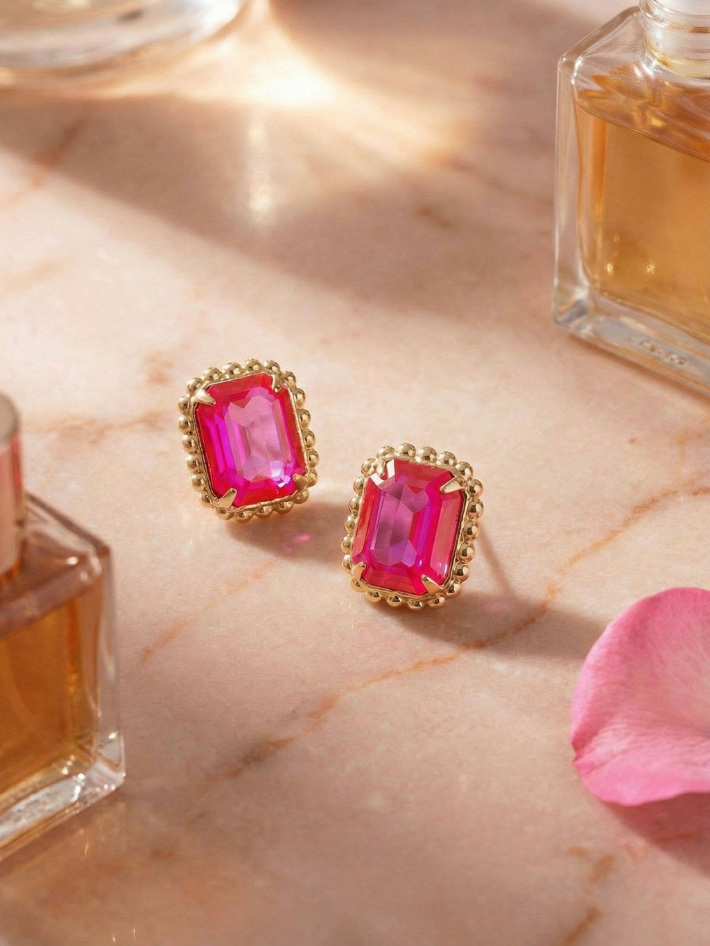 Sorrelli - Octavia Scalloped Stud Earrings