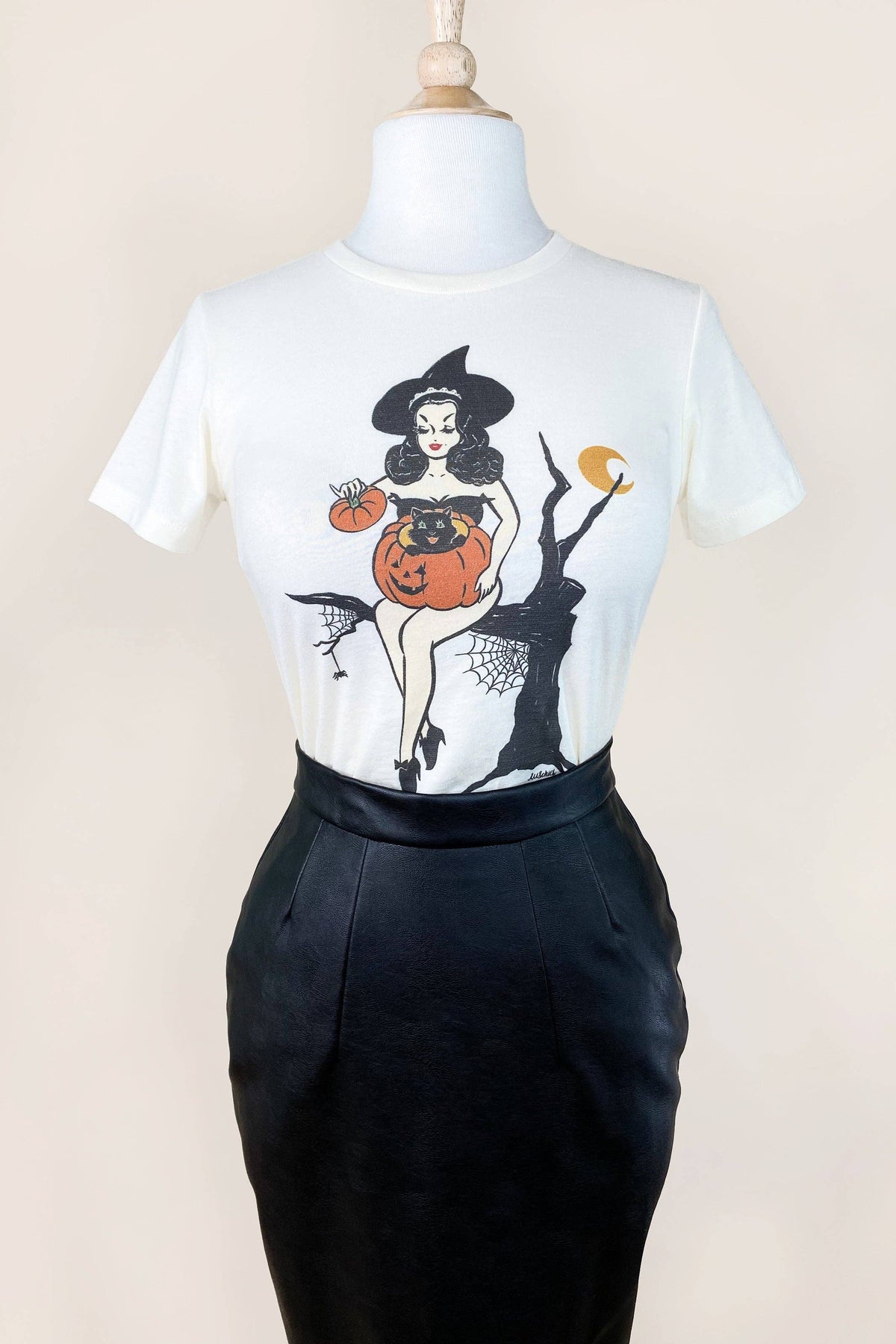 Boo Kitty Fitted Tee in Ivory