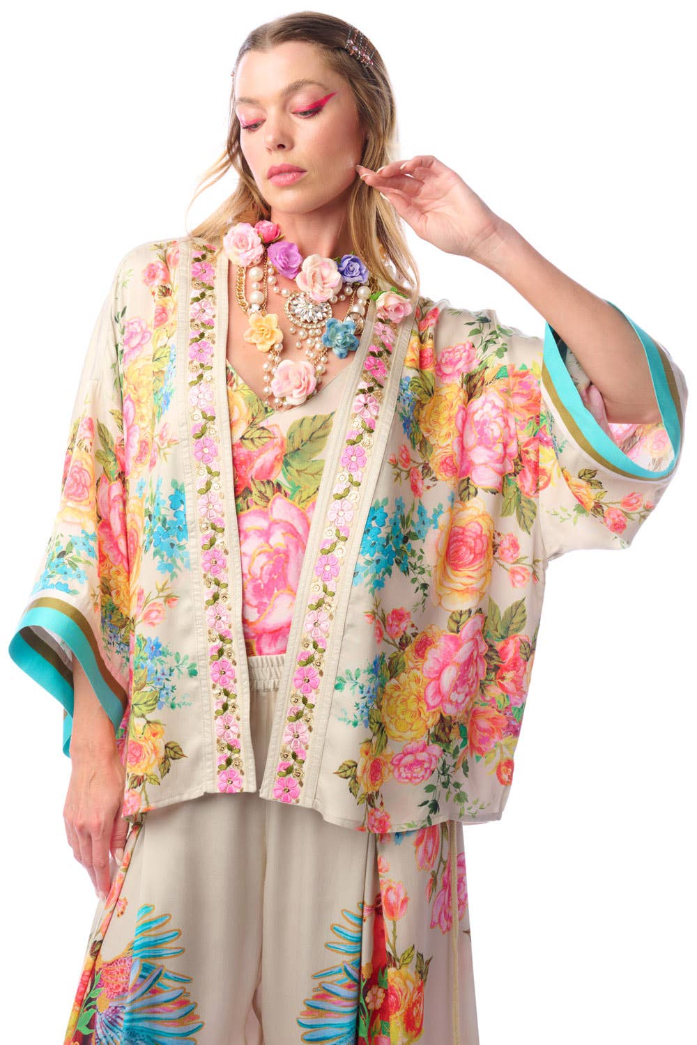 Aratta - Earth Angels Short Kimono | Printed Kimono | Sequin Trim