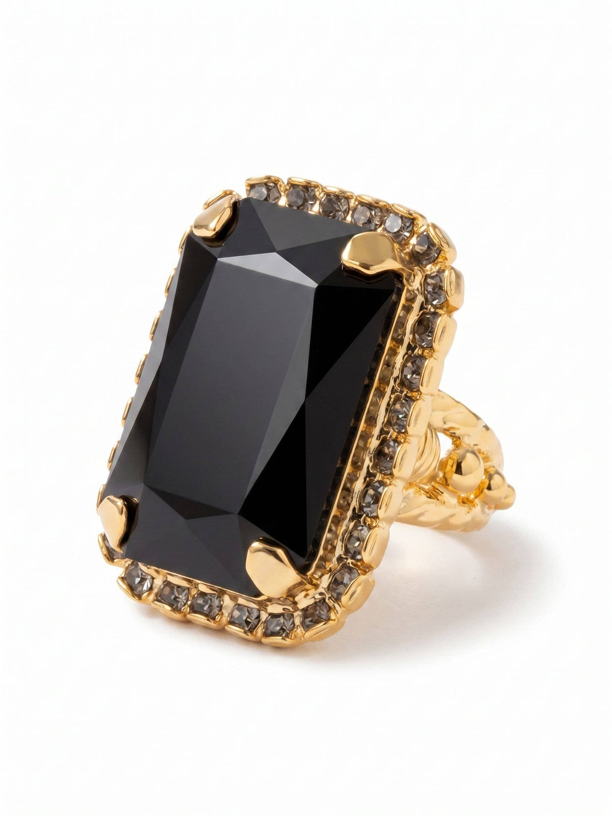 SORRELLI Luxurious Emerald-Cut Cocktail Ring
