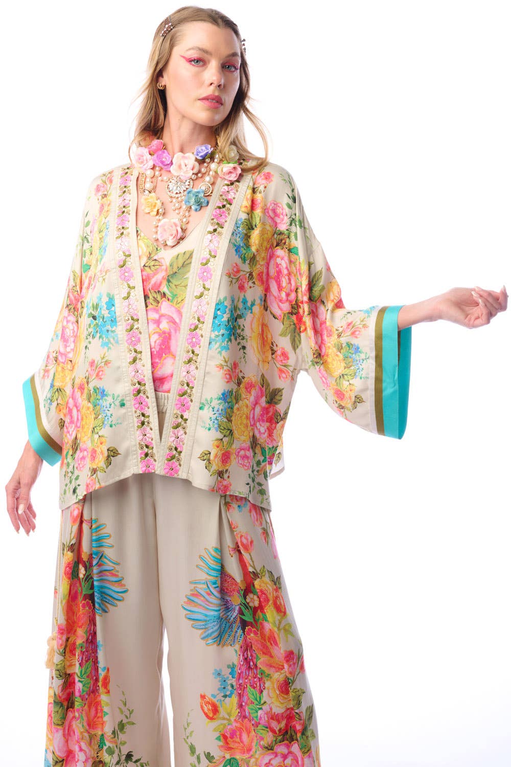 Aratta - Earth Angels Short Kimono | Printed Kimono | Sequin Trim