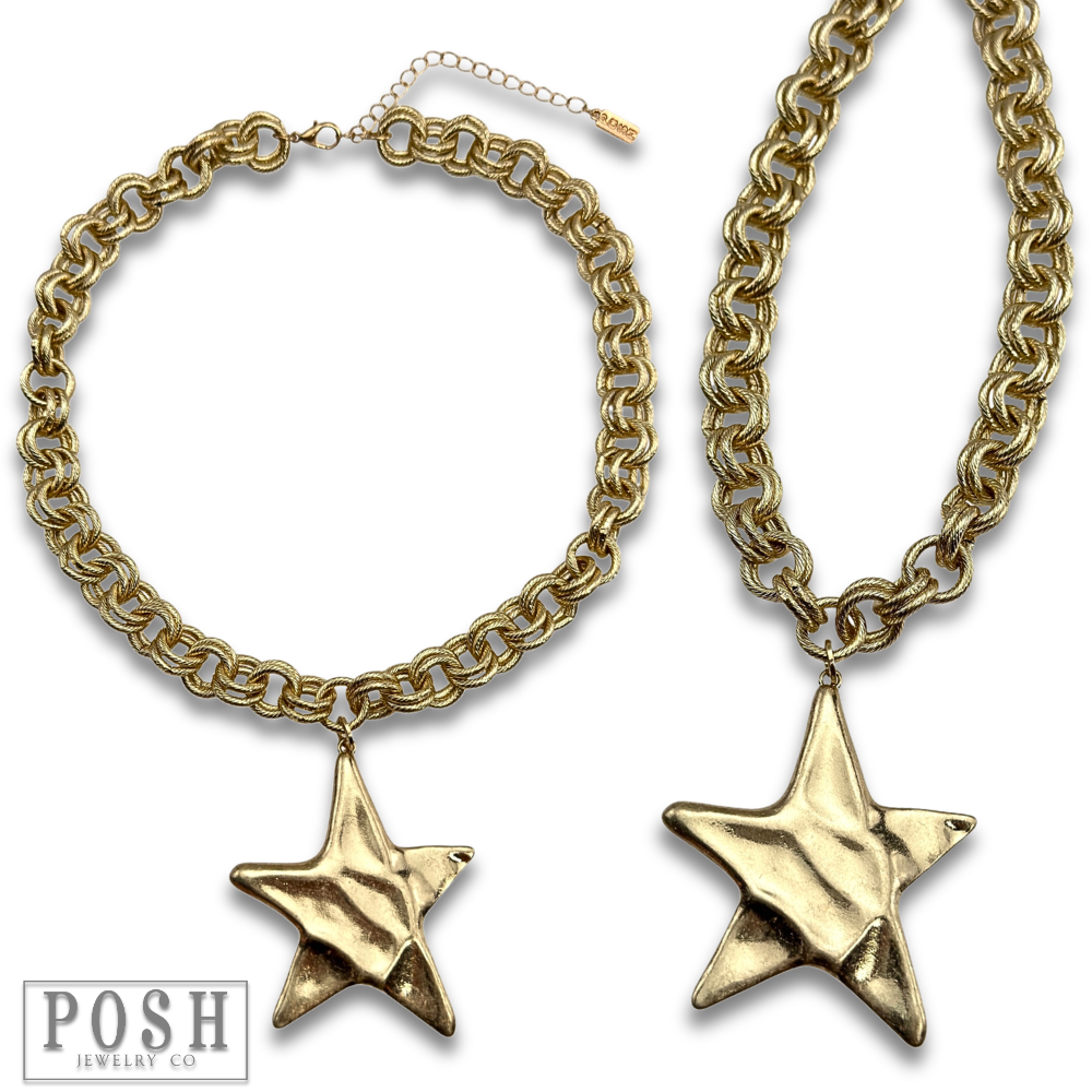 Jumbo star pendant necklace